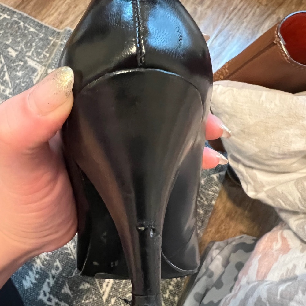 Black Pump - image 6